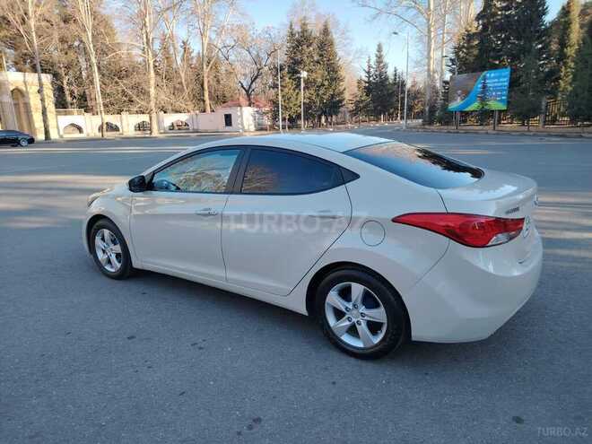 Hyundai Elantra 2011, 290,000 km - 1.8 l - Mingəçevir