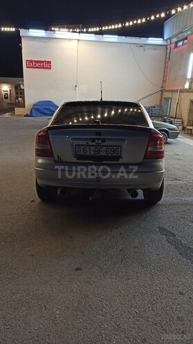 Opel Astra 1999, 250,000 km - 1.6 l - Ucar