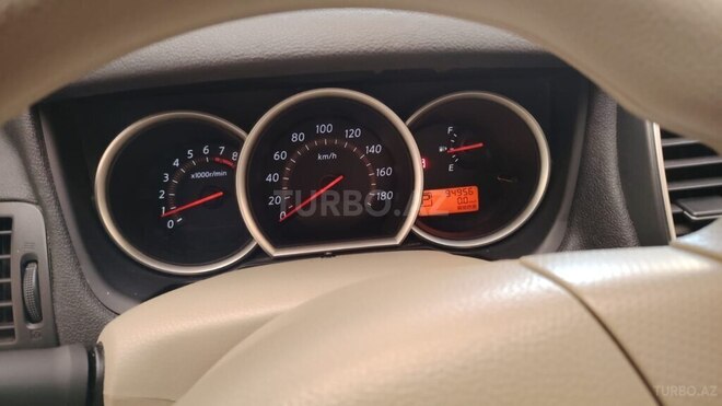 Nissan  2011, 97,000 km - 1.5 l - Bakı