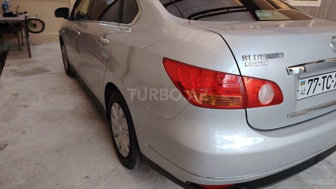 Nissan  2011, 97,000 km - 1.5 l - Bakı