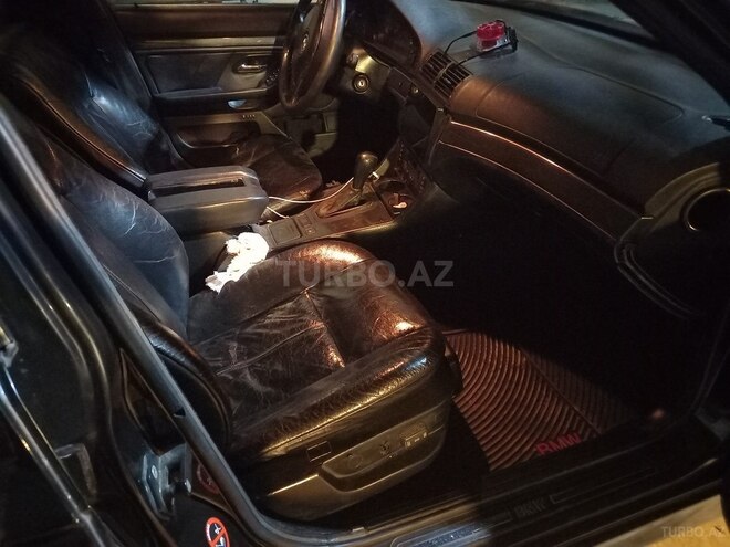 BMW 528 1996, 200,000 km - 2.8 l - Bakı