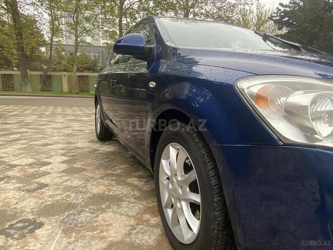 Kia Ceed 2009, 280,232 km - 1.6 л - Bakı