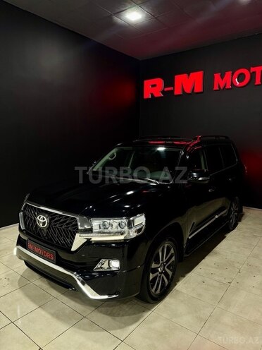 Toyota Land Cruiser-4