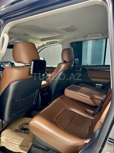Toyota Land Cruiser-15