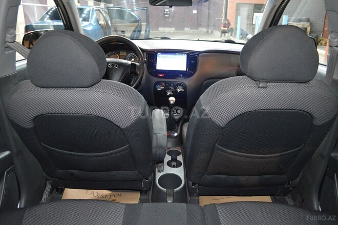 Kia Rio 2006, 260,000 km - 1.5 l - Mingəçevir