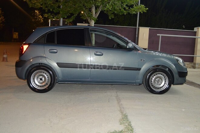 Kia Rio 2006, 260,000 km - 1.5 l - Mingəçevir