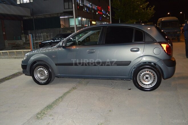 Kia Rio 2006, 260,000 km - 1.5 l - Mingəçevir