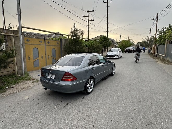 Mercedes C 180 2004, 251,000 km - 1.8 л - Bakı