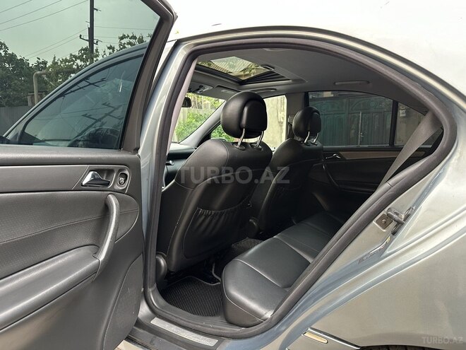 Mercedes C 180 2004, 251,000 km - 1.8 л - Bakı