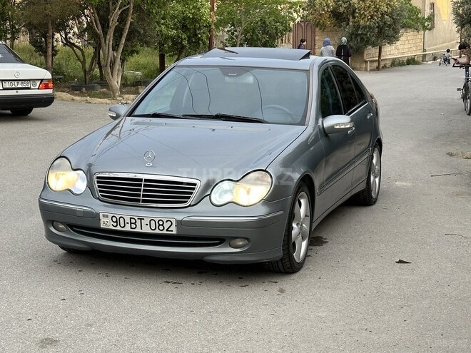 Mercedes C 180 2004, 251,000 km - 1.8 л - Bakı