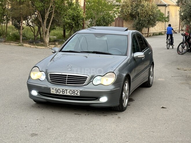 Mercedes C 180 2004, 251,000 km - 1.8 л - Bakı