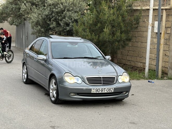Mercedes C 180 2004, 251,000 km - 1.8 л - Bakı