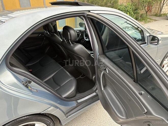 Mercedes C 180 2004, 251,000 km - 1.8 л - Bakı