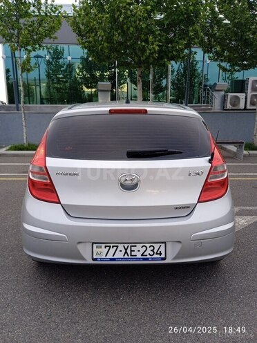Hyundai i30 2008, 285,000 km - 1.6 l - Kürdəmir
