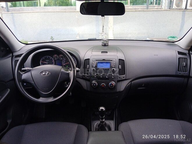 Hyundai i30 2008, 285,000 km - 1.6 l - Kürdəmir