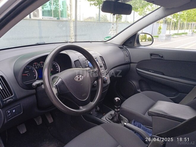 Hyundai i30 2008, 285,000 km - 1.6 l - Kürdəmir