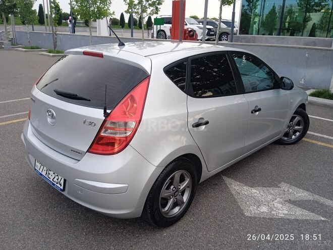Hyundai i30 2008, 285,000 km - 1.6 l - Kürdəmir