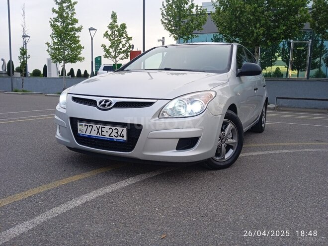 Hyundai i30 2008, 285,000 km - 1.6 l - Kürdəmir