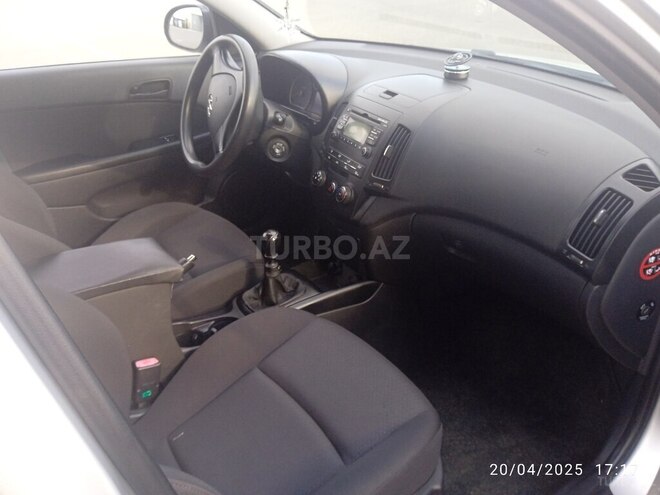 Hyundai i30 2008, 285,000 km - 1.6 l - Kürdəmir