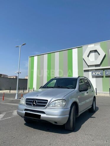 Mercedes ML 320 4MATIC 1998, 360,000 km - 3.2 л - Sumqayıt