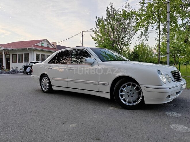 Mercedes E 240 2001, 232,000 km - 2.6 l - Oğuz