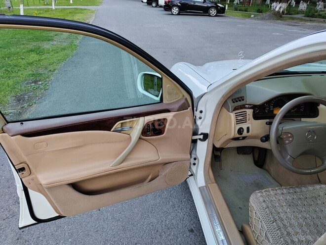 Mercedes E 240 2001, 232,000 km - 2.6 l - Oğuz
