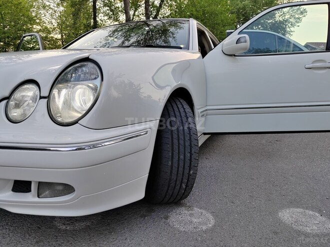 Mercedes E 240 2001, 232,000 km - 2.6 l - Oğuz