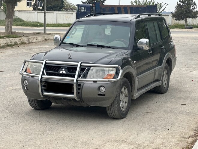 Mitsubishi Pajero 2006, 230,000 km - 3.0 l - Bakı