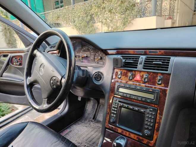 Mercedes E 280 2000, 292,000 km - 2.8 l - Bakı