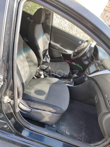 Hyundai Accent 2013, 319,000 km - 1.6 l - Bakı
