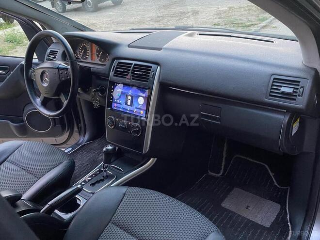 Mercedes B 180 2010, 165,000 km - 1.7 l - Sumqayıt