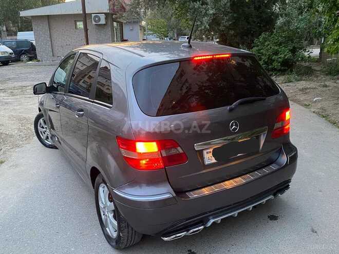 Mercedes B 180 2010, 165,000 km - 1.7 l - Sumqayıt