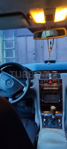 Mercedes E 230 1997, 650,000 km - 2.3 l - Bakı