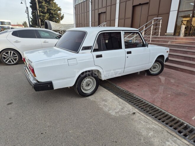LADA (VAZ) 2107 2004, 93,000 km - 1.7 l - Astara