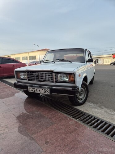 LADA (VAZ) 2107 2004, 93,000 km - 1.7 l - Astara