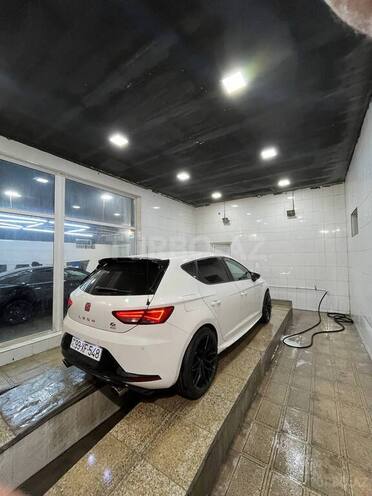SEAT Leon-3