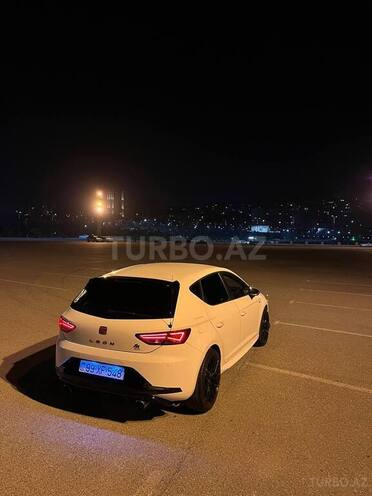 SEAT Leon-12