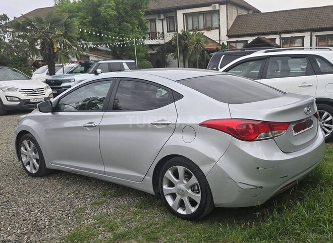 Hyundai Elantra 2013, 196,635 km - 1.8 л - Bakı