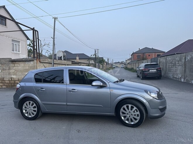 Opel Astra 2005, 250,000 km - 1.4 l - Xaçmaz