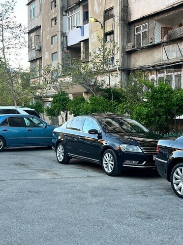 Volkswagen Passat 2012, 294,000 km - 1.8 l - Bakı