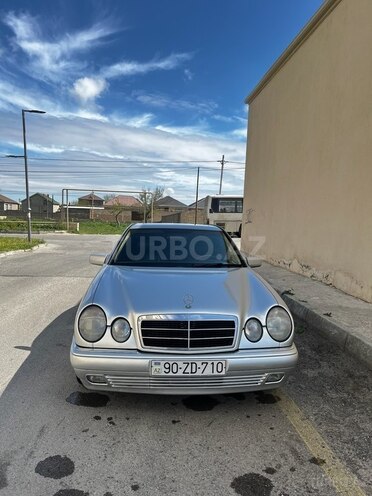 Mercedes E 280 1998, 320,000 km - 2.8 l - Bakı