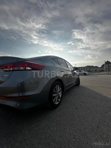 Hyundai Avante 2016, 262,000 km - 1.6 l - Bakı