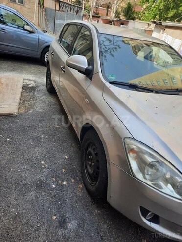 Kia Ceed 2007, 350,000 km - 1.6 l - Sumqayıt
