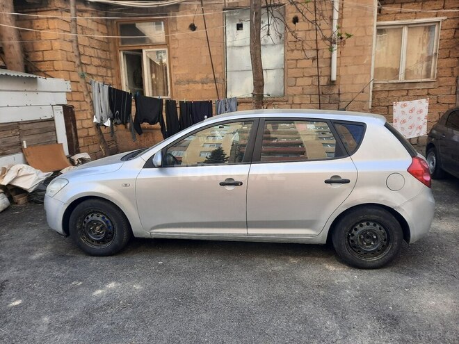 Kia Ceed 2007, 350,000 km - 1.6 l - Sumqayıt