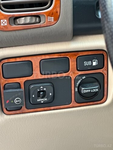 Toyota Land Cruiser 2003, 300,101 km - 4.5 l - Bakı