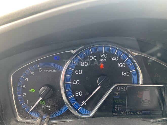 Toyota Corolla Fielder 2019, 76,300 km - 1.5 l - Bakı