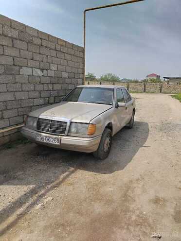 Mercedes E 200 1990, 500,000 km - 2.0 l - Bakı