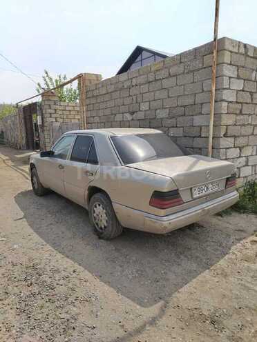 Mercedes E 200 1990, 500,000 km - 2.0 l - Bakı