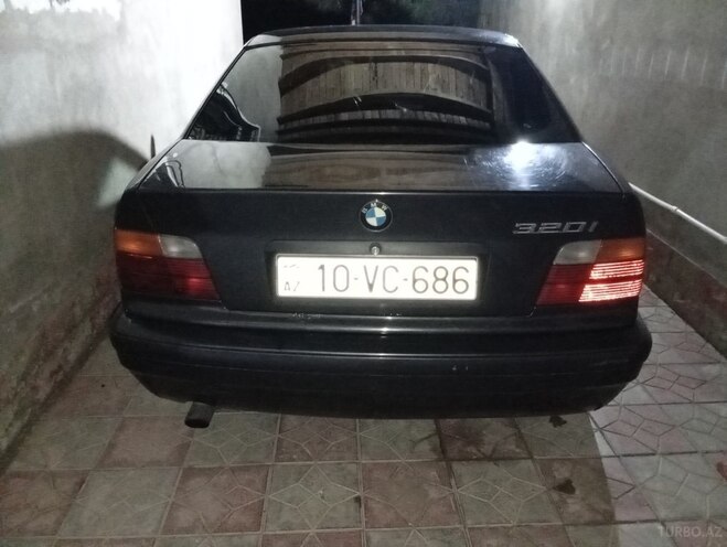 BMW 320 1992, 270,000 km - 2.0 l - Bakı