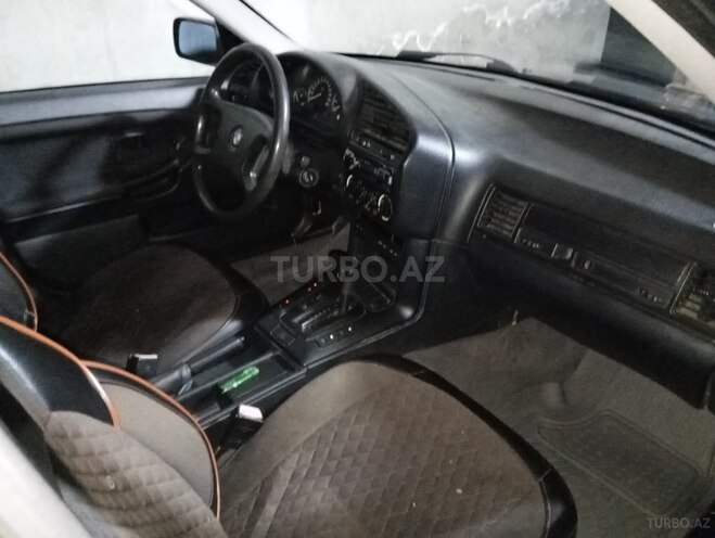BMW 320 1992, 270,000 km - 2.0 l - Bakı